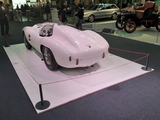 Pegaso Z-102 Enasa Pedrables von 1954 - Sonderschau Supercars 2 in der Autoworld Brüssel 2022/2023