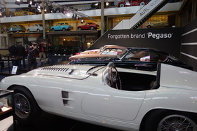Pegaso Z-102 Enasa Pedralbes (1954) V8 2.8L Hubraum - Doppelkompressor - Pegaso-Sonderschau in der Autoworld Brüssel (2018/2019)