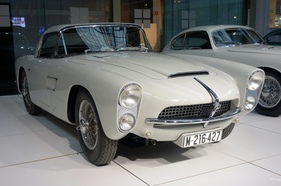 Pegaso Z-102 Serra Spider - Hardtop (1953) - V8 2.8L Hubraum - Pegaso-Sonderschau in der Autoworld Brüssel (2018/2019)