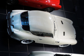 Pegaso Z-102 Touring Superleggera (1955) V8 3.2L Hubraum - Pegaso-Sonderschau in der Autoworld Brüssel (2018/2019)