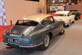 Pegaso Z-102 Touring Superleggera (1955) - restauriertes Fahrzeug - Teil der Pegaso-Sonderschau - Rétromobile 2015
