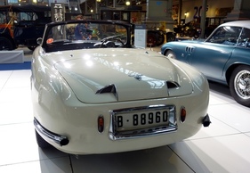 Pegaso Z-102 Touring Superleggera Berlineta:Cabriolet (1953) V8 2.8L Hubraum - Pegaso-Sonderschau in der Autoworld Brüssel (2018/2019)