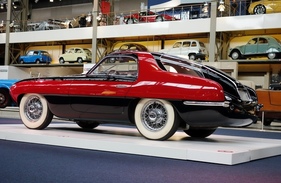 Pegaso Z-102 Touring Superleggera Thrill (1953) V8 2.8L Hubraum - mit Sicherheitsgurten - Pegaso-Sonderschau in der Autoworld Brüssel (2018/2019)