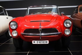 Pegaso Z-103 Serra Spider (1956) V8 2.8L Hubraum - Pegaso-Sonderschau in der Autoworld Brüssel (2018/2019)