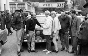 Peter Lang, Karl Kling, Eugen Böhringer, Ursula Wirth, Ewy Rosqvist, Hans Wencher und Hermann Kühne - Badan-Baden Rallye (1962)