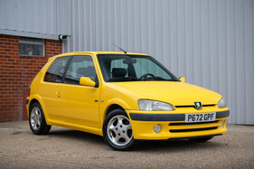 Peugeot 106 GTI 'S16' (1999) - als Lot 121 an der RM/Sotheby's Online Only Open Roads Versteigerung im März 2021