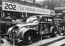 Peugeot 202 (1946) - Durchsichtsmodell auf dem Pariser Autosalon