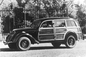 Peugeot 202 (1946) - Version 'Commerciale' - Seitenansicht