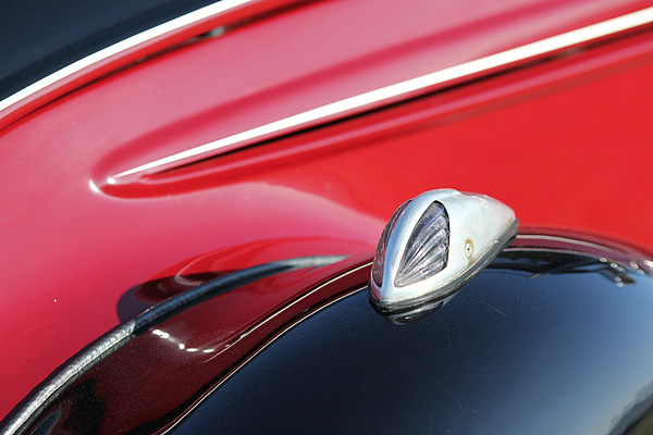 Peugeot 202 (1948) - schöne Verzierungen