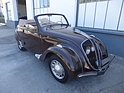 Bild: Peugeot 202 Cabriolet (1939) - als Lot 103 angeboten an der Artcurial Rétromobile Versteigerung am 5. Februar 2016