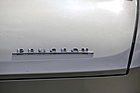 Peugeot 204 Coupé (1968) - der Peugeot-Schriftzug am Heck