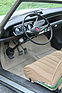 Peugeot 204 Coupé (1968) - helle Teppiche und Velourspolster im Coupé
