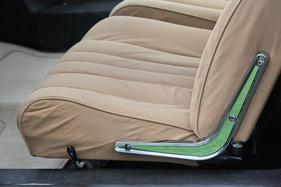 Peugeot 204 Coupé (1968) - markante Beschläge