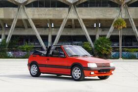 Peugeot 205 CTI 1.9 Cabriolet (1987) - als Lot 131 an der Bonhams "The Audrain Concours" Versteigerung 2024