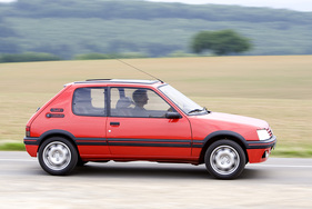 Peugeot 205 GTI 1.9 (1989) - die spätere Version mit grösseren Rädern (1989)
