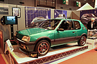 Peugeot 205 GTI (1990) - in seltener Farbgebung auf dem Clubstand - Rétromobile Paris 2016