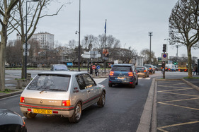 Peugeot 205 GTI (1992) - noch immer auf den Strassen von Paris zu sehen - Rétromobile Paris 2016