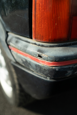 Peugeot 205 GTi (1984) - The rear bumper already has holes in it