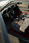 Peugeot 205 GTi (1984) - Im Gegensatz zum Exterieur sieht er innen noch ganz gut aus (© Peugeot SA, 2020) Peugeot 205 GTi (1984) - Im Gegensatz zum Exterieur sieht er innen noch ganz gut aus (© Peugeot SA, 2020)