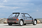 Peugeot 205 Turbo 16 (1984) - die Silhouette stimmt mit der 205-er-Normalversion überein (angeboten an der RM Auction London am 8. September 2014)