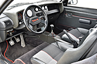 Peugeot 205 Turbo 16 (1984) - ein Hauch von Luxus und einige Elemente der 205-er-Serienausführung (angeboten an der RM Auction London am 8. September 2014)