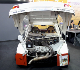 Peugeot 205 Turbo (1992) - Mittelmotor-Rallye-Wagen, der zeigt, was er hat (Rétromobile 2013)