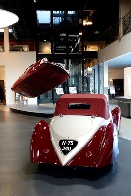 Peugeot 302 DS Darl´mat Cabriolet (1937) - Mullin Museum