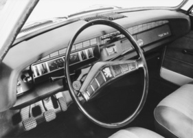 Peugeot 304 (1971) – Einwandfreie Lenkradschaltung, aber gewöhnungsbedürftige Anzeigeinstrumente