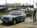 Peugeot 304 Kombi (1970) - Perfekt für jede Gelegenheit, auch für Bootsausflüge.