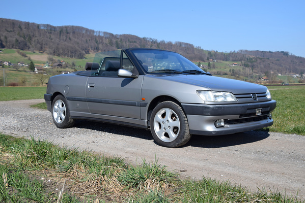 Peugeot 306 Cabriolet (1995) - angeboten an der Versteigerung der Oldtimer Galerie in Toffen am 29. April 2017