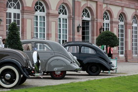 Peugeot 402 (1938) - neben einem Hanomag Autobahn - Classic-Gala Schwetzingen 2020
