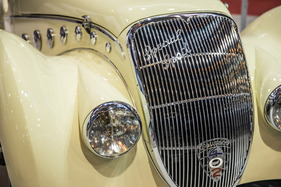 Peugeot 402 Roadster Darl'mat (1938) - Kühler - Rétromobile Paris 2016