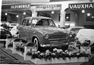 Peugeot 403 (1956) - erste Präsentation in der Schweiz, dekoriert mit vielen Sporterfolgen - Genfer Autosalon 1956
