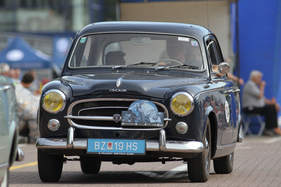 Peugeot 403 (1961) - am Oldtimer Grandprix Safenwil am 3. September 2016 (1961)