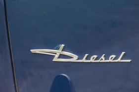 Peugeot 403 BD (1965) - Diesel-Kennzeichen auf dem Heck