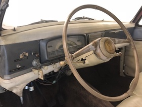 Peugeot 403 Cabriolet (1959) - im Interieur wurden die Bedienungselemente für Falk extra beschriftet
