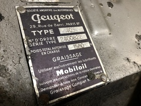 Peugeot 403 Cabriolet (1959) - originale Schmieranweisungen in Columbos Peugeot