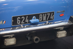 Peugeot 403 Coupé R Bernard (1956) - Einzelstück mit interessanter Auspuffkonstruktion - an der Rétromobile Paris 2014