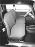 Peugeot 404 (1962) - breite bequeme Sitze vorne, fast eine Sitzbank