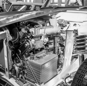 Peugeot 404 (1964) - Einspritzmotor mit 80 DIN-PS mit Anlage von Kugelfischer - am Genfer Autosalon 1964