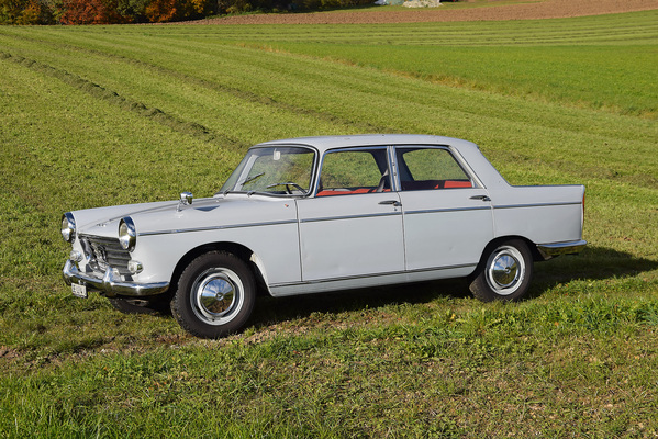 Peugeot 404 Berline (1961) - angeboten an der Versteigerung der Oldtimer Galerie in Toffen am 29. November 2014