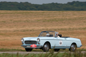 Peugeot 404 C (1963) – RAID Suisse-Paris 2013