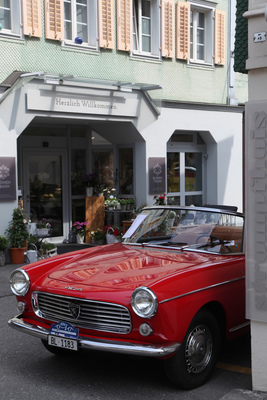Peugeot 404 Cabriolet (1962) - am Treffen Oldtimer in Obwalden (O-iO) 2018