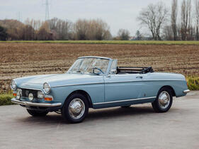 Peugeot 404 Cabriolet (1967) - als Lot 106 an der Versteigerung "Les Grandes Marques du Monde au Grand Palais" 2025