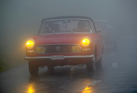 Peugeot 404 Cabriolet Pininfarina (1968) - am Klausenrennen Prolog 2012 (1968)