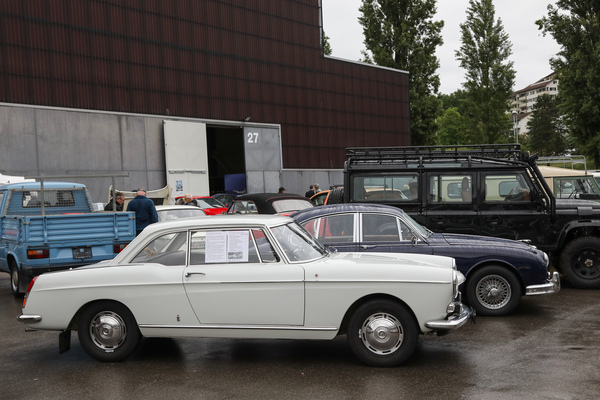 Peugeot 404 Coupé (1965) - Schweizer Erstauslieferung und mit übersichtlicher Geschichte, angeboten auf dem Privatmarkt für CHF 44'000 - Swiss Classic World Luzern 2024