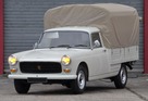 Peugeot 404 U10 (UX) Pick-Up (1976) - das aussergewöhnliche Fahrzeug mit minimalem km-Stand erreichte 20'000 Euro bei der Artcurial Versteigerung an der Rétromobile 2012 (Lot 336)