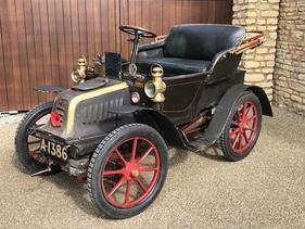 Peugeot 5 1/2 hp Bébé Two-seat Runabout (1902) - as lot 302 at the Bonhams London to Brighton Run auction on November 1, 2019