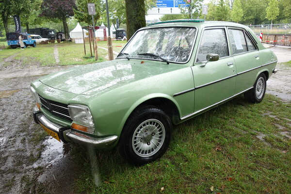 Peugeot 504 (1976) – Classic Days Düsseldorf 2023