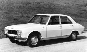 Peugeot 504 Berline (1969) - Technikfortschritte bei der Limousine wurden immer auch an das Cabriolet und das Coupé weitergegeben